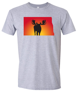 Short Sleeve T-Shirt North Dakota Athletic Heather Moose Vibrant Design High Quality Tight Knit Ring Spun Low Maintenance Cotton Printed With The Newest Available Color Transfer Technology